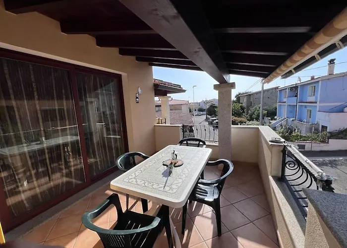 Appartement Lovely With Terrace And Air Conditioning Torpè