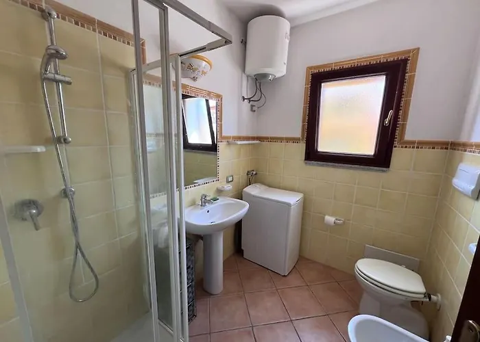 Lovely With Terrace And Air Conditioning Torpè
