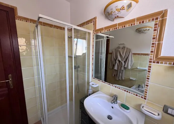 Appartement Lovely With Terrace And Air Conditioning Torpè