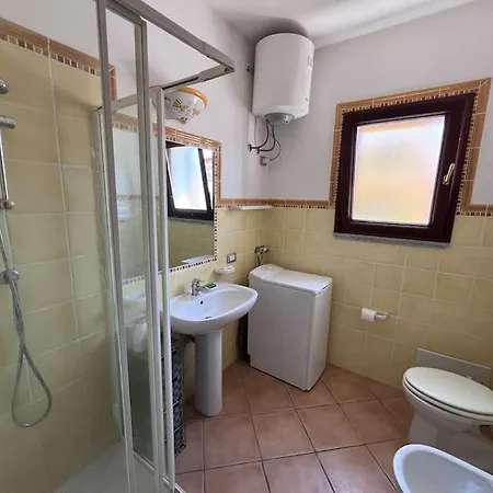 Lovely With Terrace And Air Conditioning Torpè