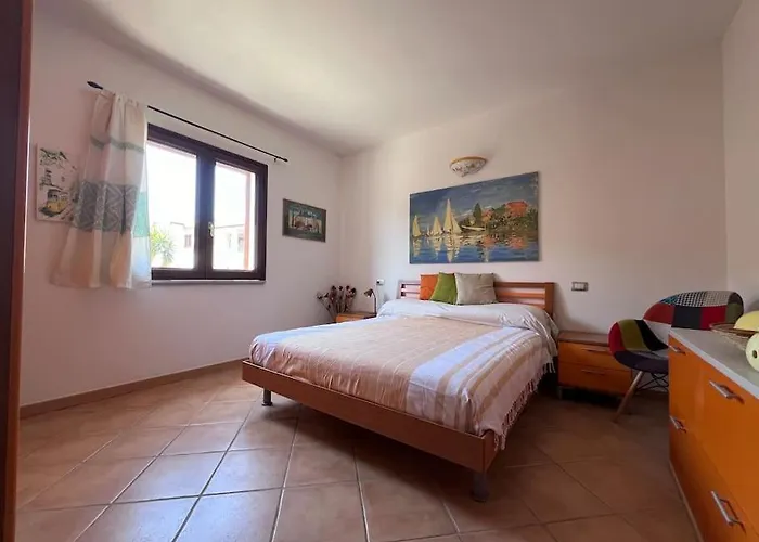 Lovely With Terrace And Air Conditioning Apartman